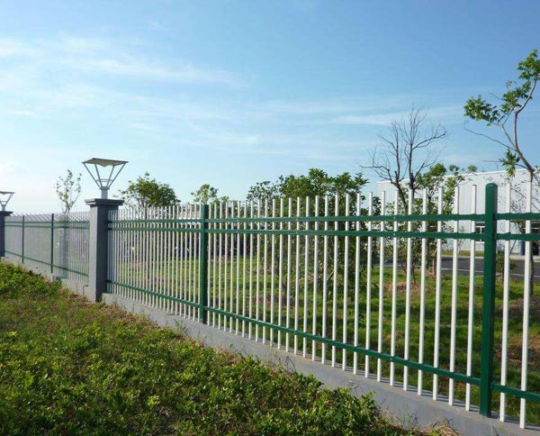 十堰鋅鋼護欄會生銹嗎？生銹是什么原因造成